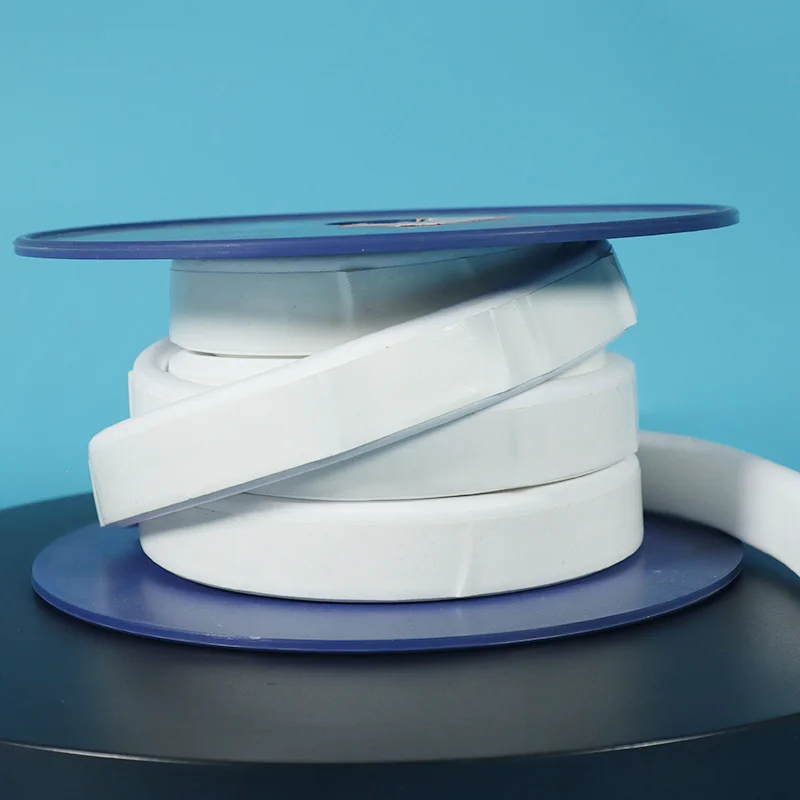 شريط مانع التسرب PTFE الموسع